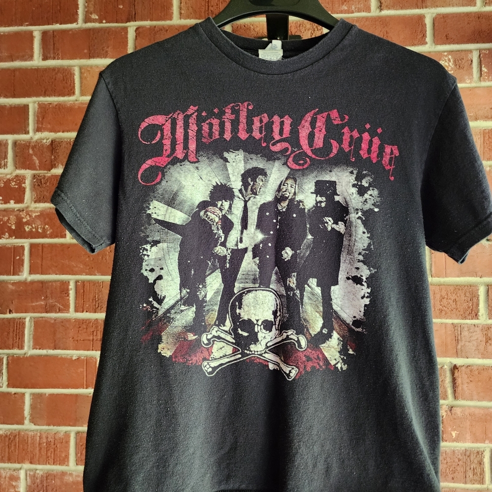Motley Crew 2013 Concert t-shirt